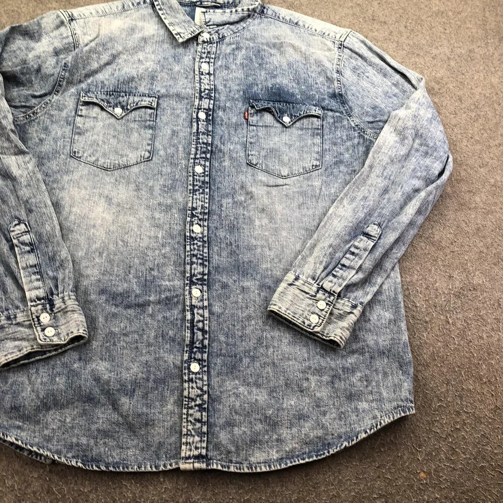 Levis levis shirt